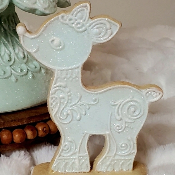 Set of two beautiful Blue Cookie Reindeer - Picture 2 of 3